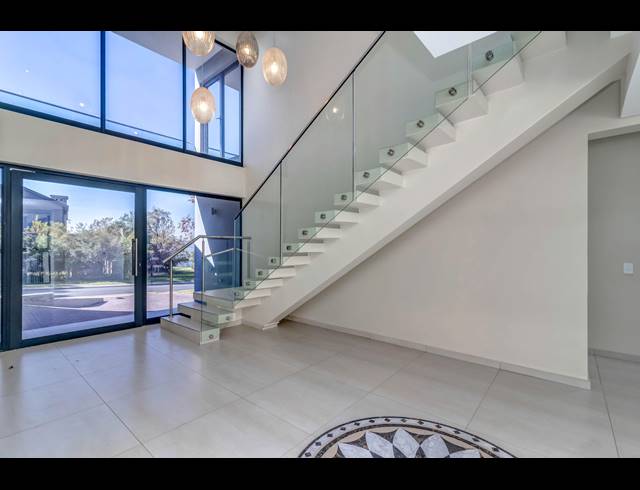 5 BEDROOM GATED ESTATE FOR SALE IN STEYN CITY